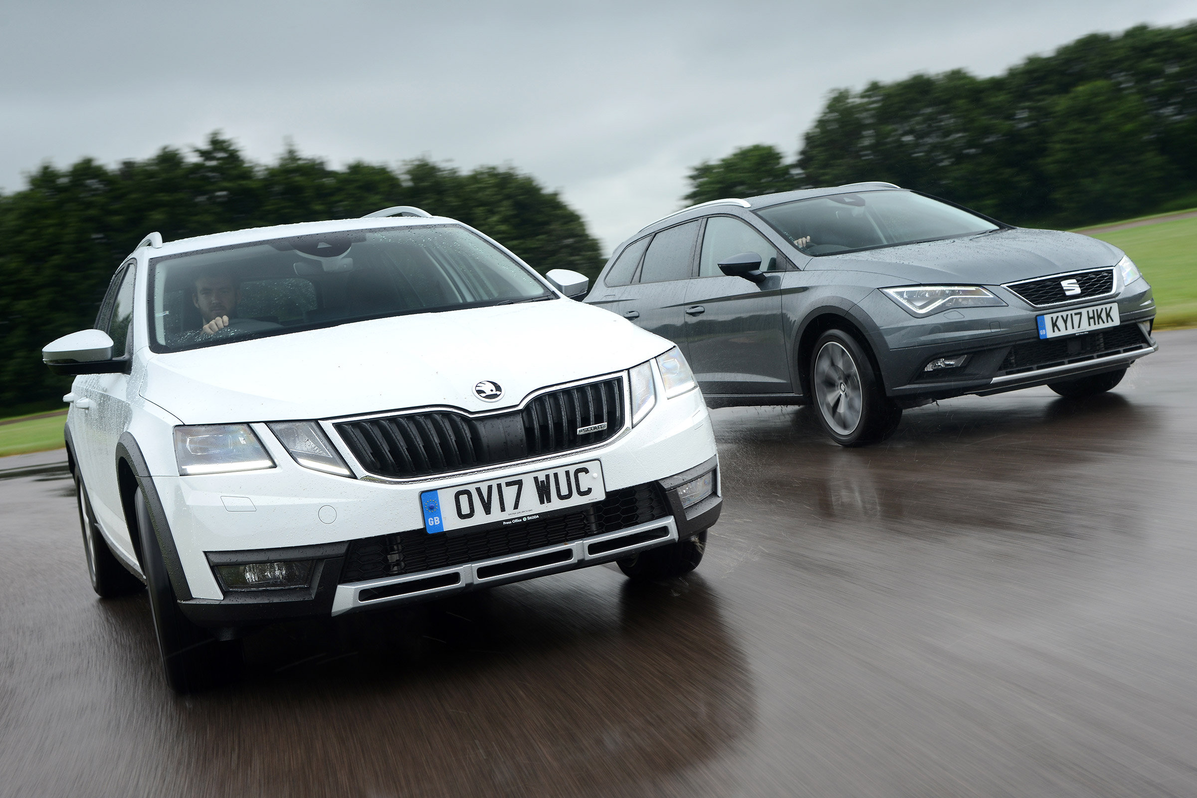 Skoda Octavia Scout Vs Seat Leon X Perience Auto Express