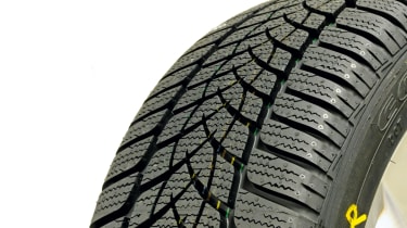 Goodyear UltraGrip Performance 2
