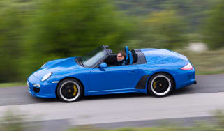 Porsche 911 Speedster side roof down