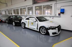 Audi TT Euro NCAP - white