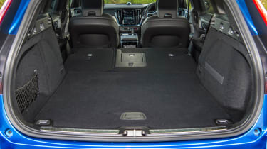 Volvo V60 T8 Twin Engine - boot seats down