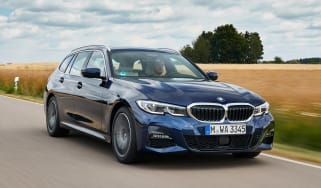 BMW 3 Series Touring - front