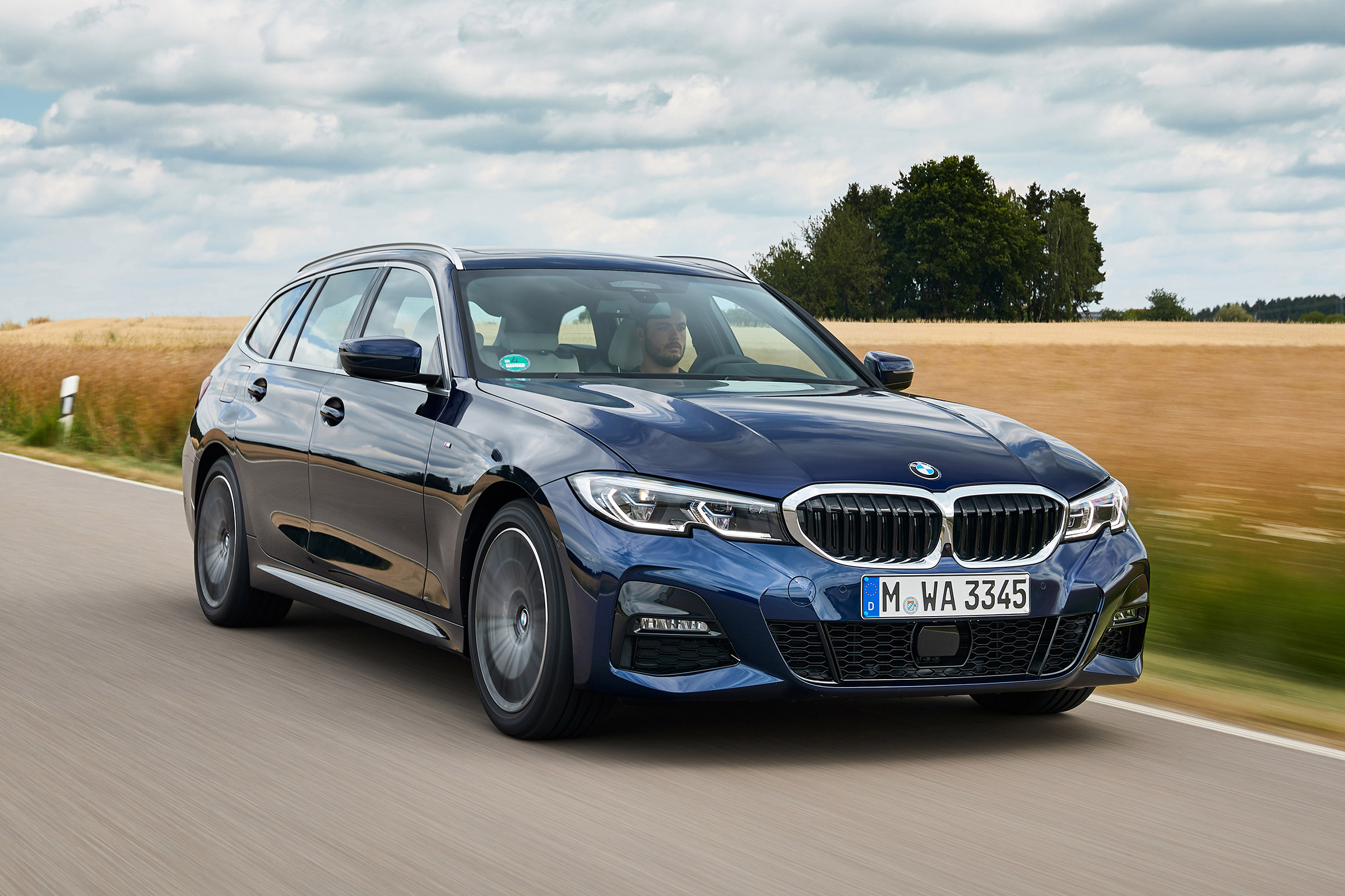 New Bmw 330d M Sport Touring 19 Review Auto Express