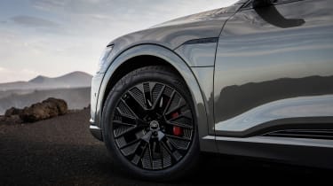Audi Q8 e-tron - wheel