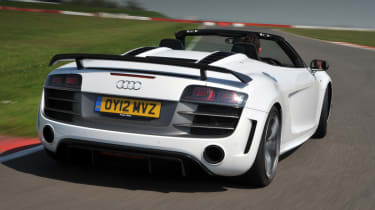 Audi R8 GT Spyder rear tracking