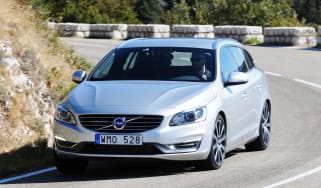 Volvo V60 D4 front tracking