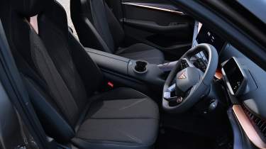 Cupra Tavascan - front seat