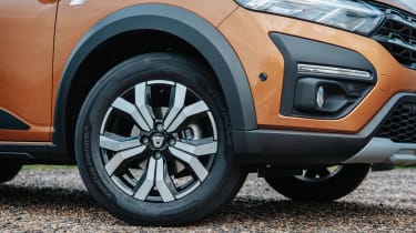 达契亚Sandero Stepway——轮