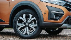 Dacia Sandero Stepway - wheel