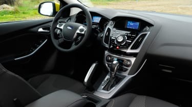 Ford Focus 2.0 TDCi diesel interior