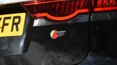 Jaguar XF Sportbrake 3.0 diesel S - S badge