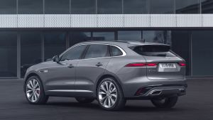 New%20Jaguar%20F-Pace%20facelift-16.jpg