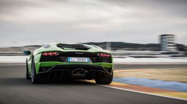 Lamborghini Aventador S - rear cornering