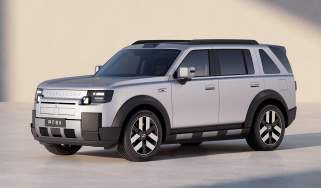 Freelander 8 - front