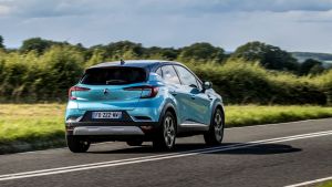 Renault%20Captur%20E-Tense%20Hybrid-11.jpg