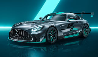 Mercedes-AMG GT2 Pro - front 3/4