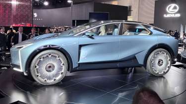 Lexus LS Coupe Concept - side profile