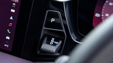 Porsche Macan Electric 4 - gear selector