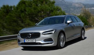 Volvo V90 - front