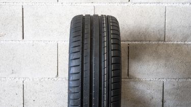 Auto Express Tyre Test 2025 - Ceat SportDrive