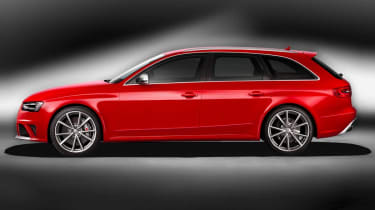 Audi RS4 Avant profile