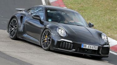 Porsche 911 Turbo S Facelift - front 3/4