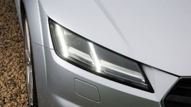 Audi TT - lights