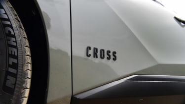 DS 4 E-Tense - Cross