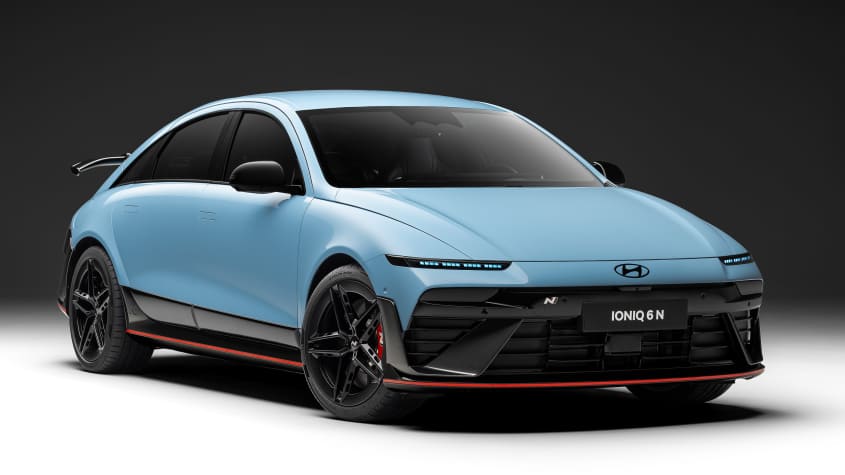 Hyundai Ioniq 6 N - спереди