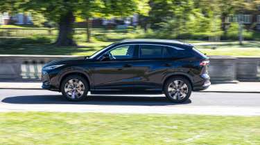 MG HS PHEV - side
