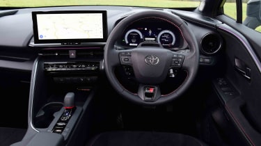 Toyota C-HR 2.0 Hybrid GR Sport dashboard
