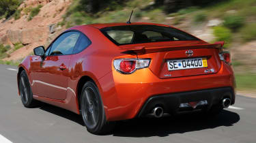 Toyota GT 86 rear tracking