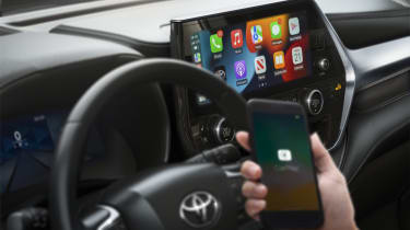 Toyota Highlander tech updates - smartphone pairing