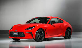 New Toyota GR86 sports car revealed