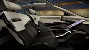 Chrysler Halycon Concept - front seats