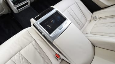 BMW 7 Series - rear centre console