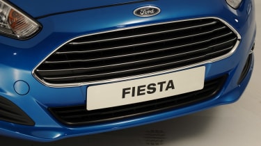 Ford Fiesta facelift front grille