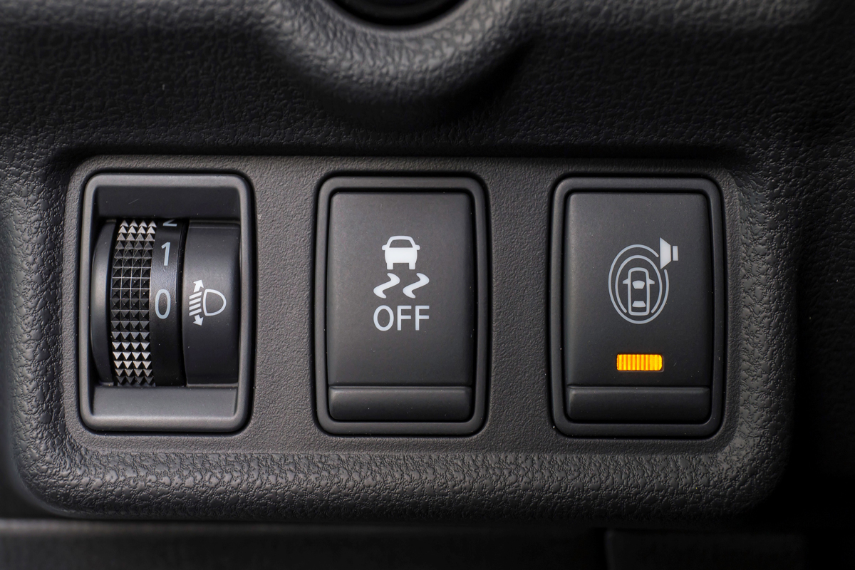 What Does The Traction Control Light Mean Nissan