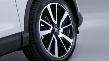 Nissan Qashqai alloy wheel