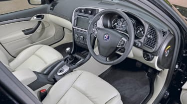 Sub-120g/km: Saab 9-3 TTiD SE interior