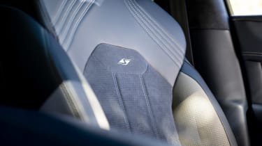 Bentley Bentayga V8 S - seats