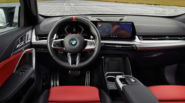BMW X1 M35i - dash