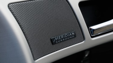 Jaguar XF Sportbrake 2.2D speaker