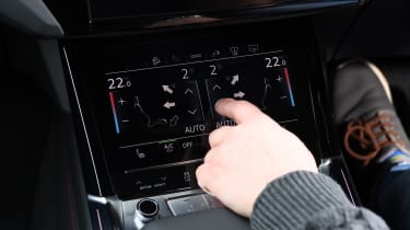 Audi Q8 e-tron - climate controls