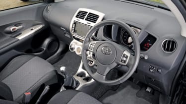 Toyota Urban Cruiser interior