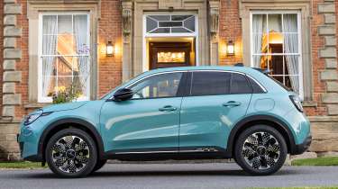 Fiat 600 Hybrid UK - side static
