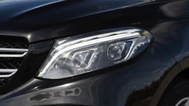 Mercedes GLE - front light detail