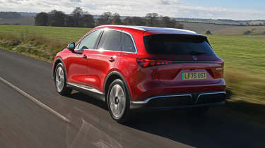 MGS6 EV Trophy Long Range - rear tracking