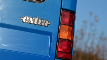 Renault 5 Extra - rear badge