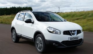 Nissan Qashqai 360 front tracking